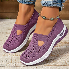 CloudWear™ – Breathable and Ultimate Comfortable Orthopaedic Sneakers for Women