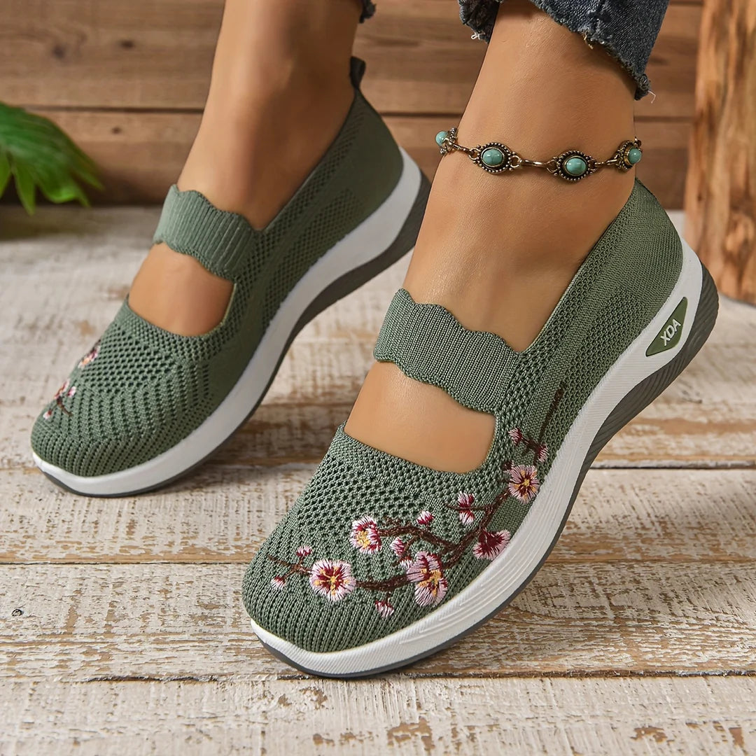 CloudPlus™ – Breathable and Ultimate Comfortable Orthopaedic Sneakers for Women